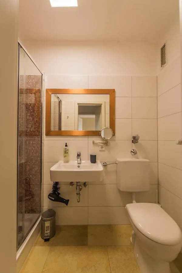 Luis City Apartments Regensburg